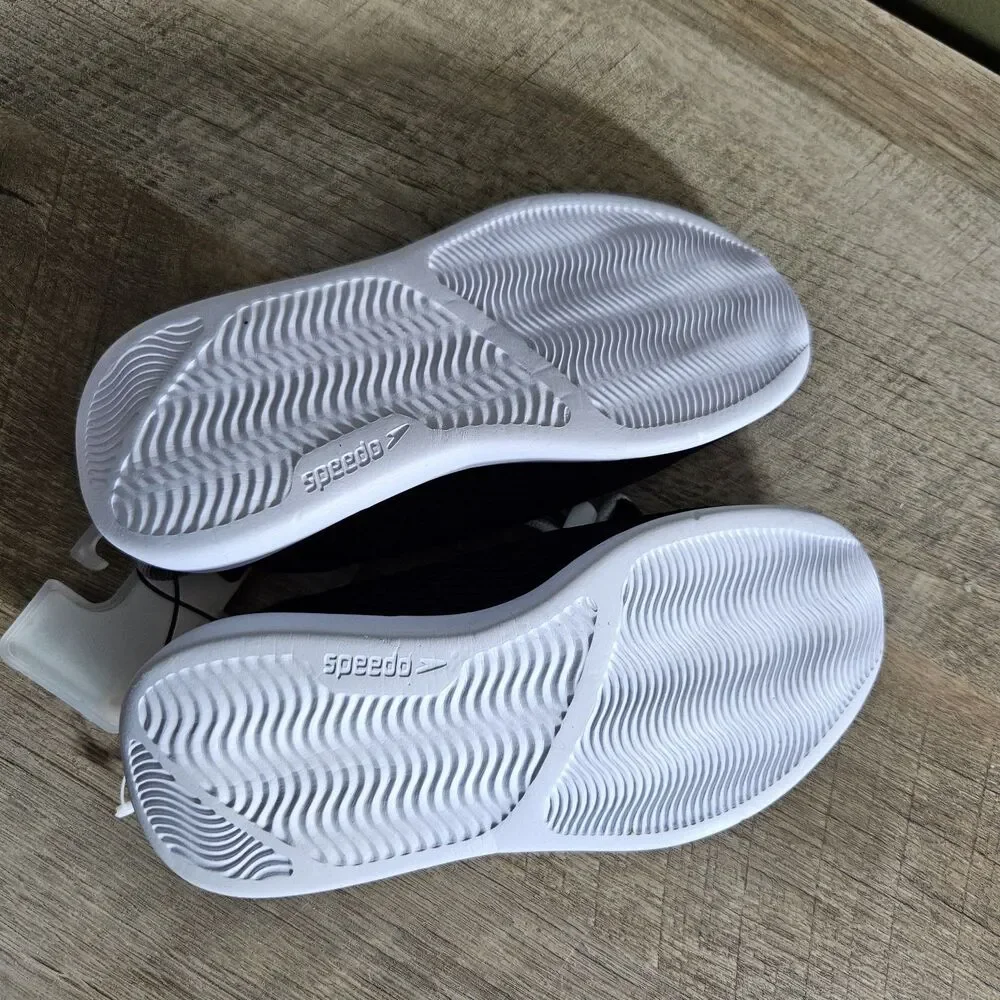 Speedo Surfwalker Pro Water Shoes Boys Swim Shoes Black Sz Sm 11-12 Junior NWT